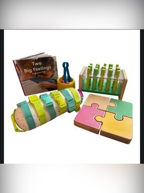 Lovevery Bundle of 4 toys and book